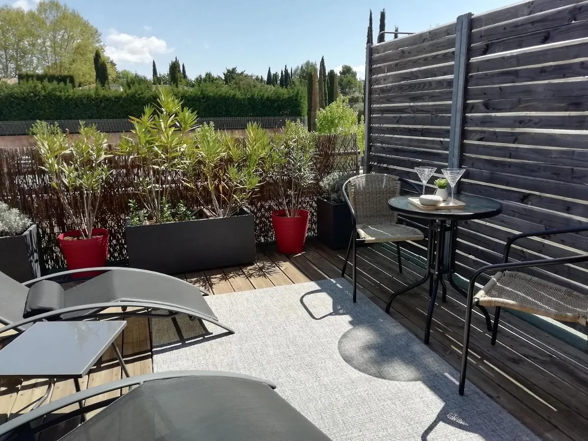 Sweet Home Studio Aix En Provence, Terrasse, Piscine, Resto, Éguilles Francia